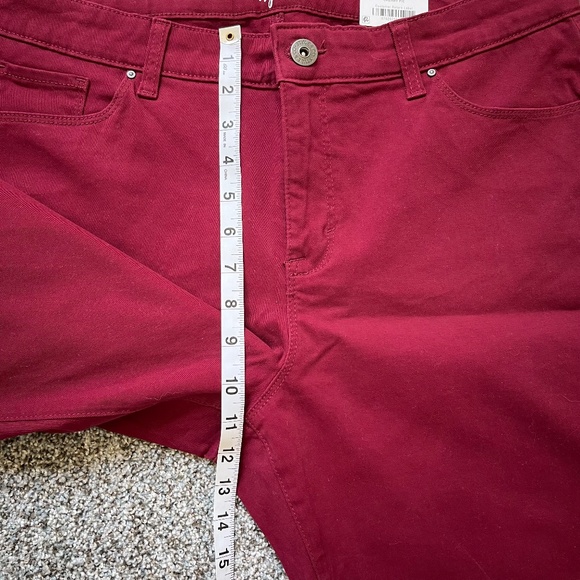Style & Co Curvy Fit Skinny Jeans, Dark Red, Size 16, New with Tags - Picture 6 of 16